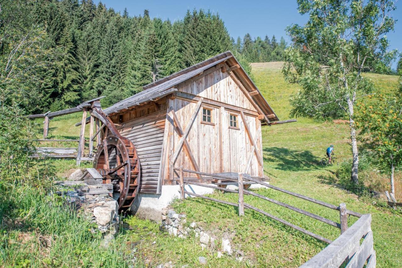 Silentium Dolomites Chalet since 1600 Welsberg Exterior foto