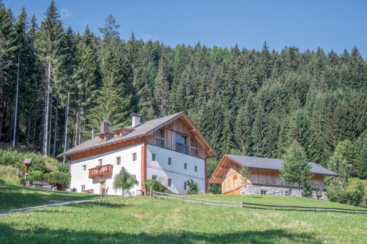 Silentium Dolomites Chalet since 1600 Welsberg Exterior foto