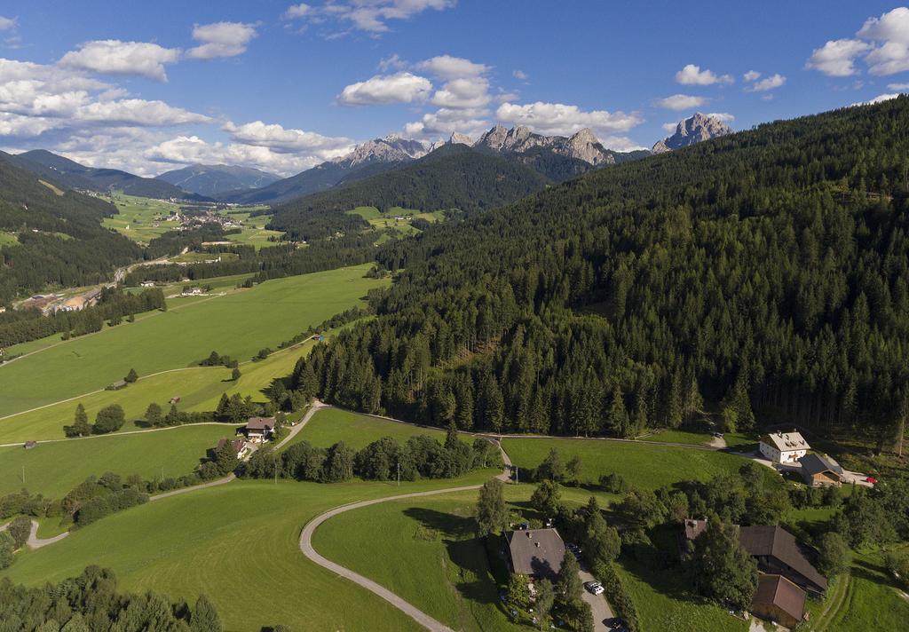 Silentium Dolomites Chalet since 1600 Welsberg Exterior foto