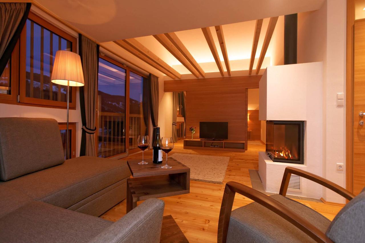 Silentium Dolomites Chalet since 1600 Welsberg Exterior foto